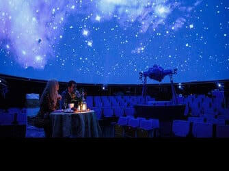 элегантное свидание на ледовом катке