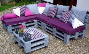 прекрасные столы и стулья