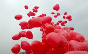 идеальные 40 шаров в форме сердца