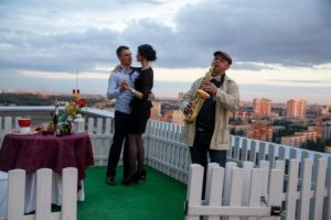 романтическое свидание на крыше