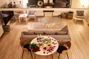 уютный отель с камином